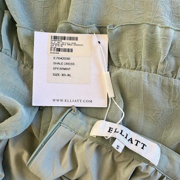 ELLIATT CUTOUT DRESS MINI SAGE S - Picture 8 of 8